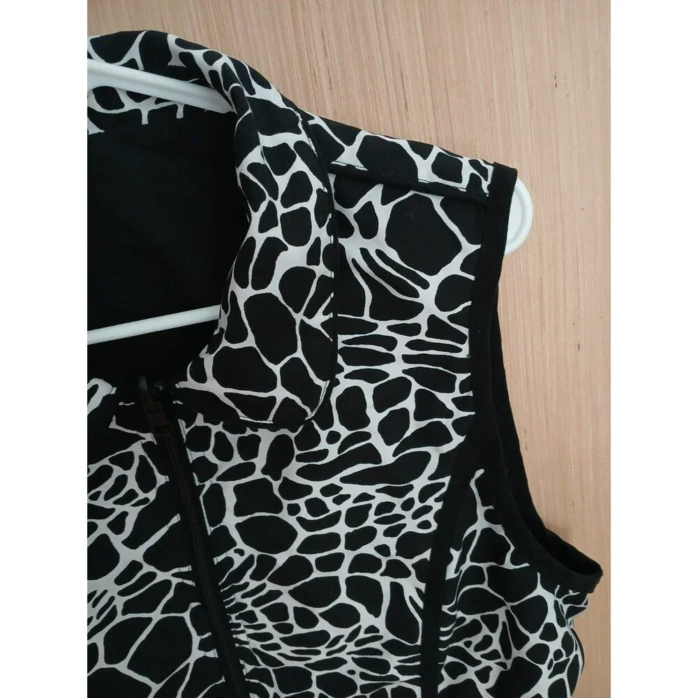 Women's Cow Print Vest Zip Up Front Pockets Collared - Picture 2 of 7